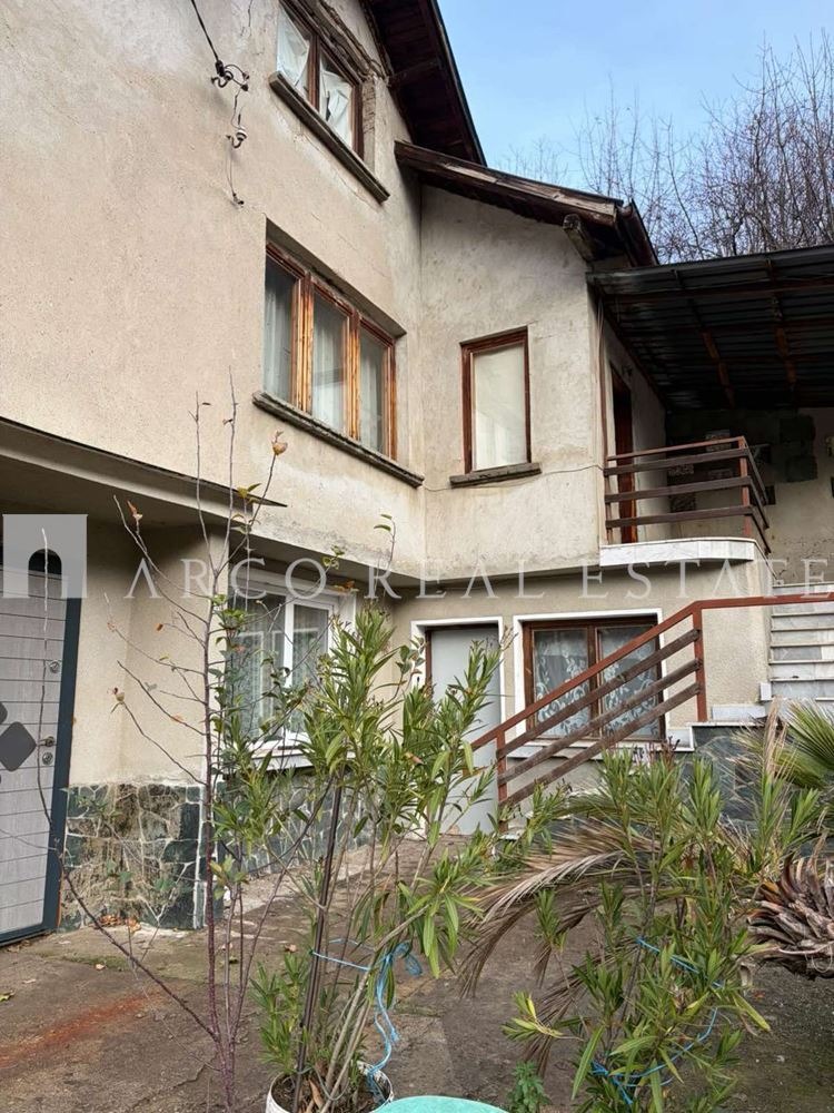 Продава КЪЩА, гр. Перник, Ралица, снимка 2 - Къщи - 52709733