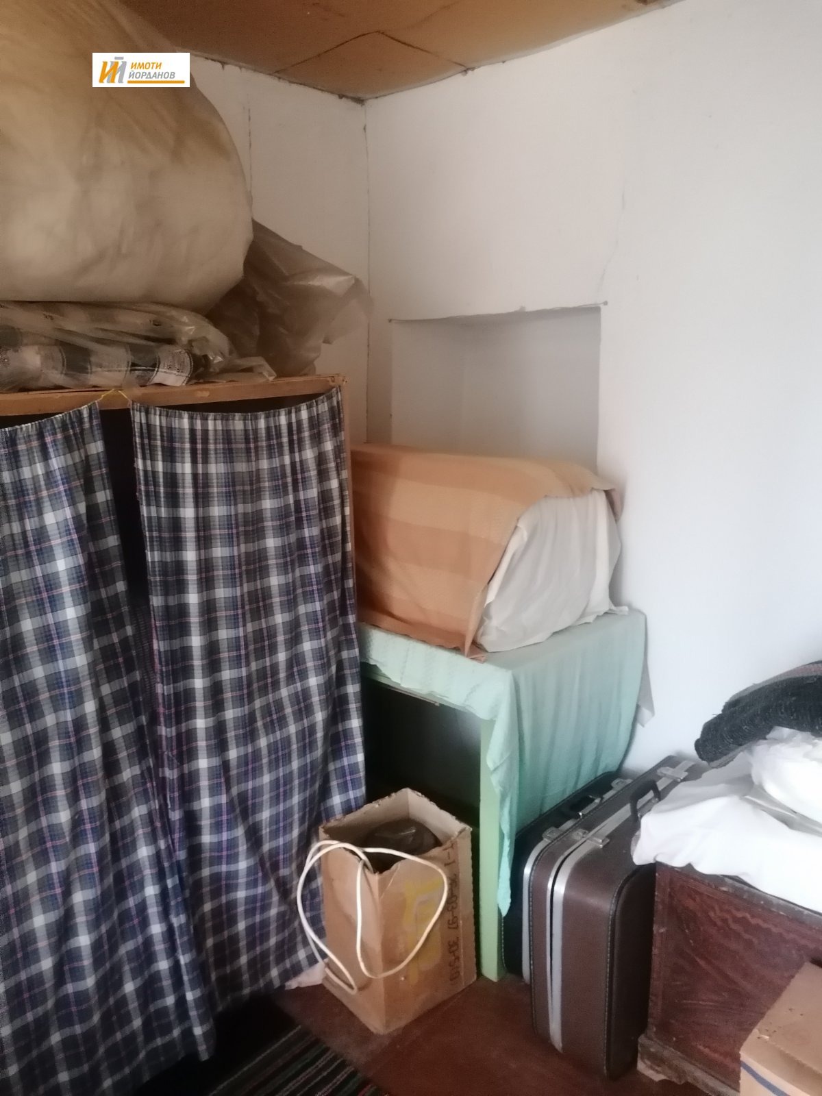 Продава КЪЩА, с. Долна Липница, област Велико Търново, снимка 4 - Къщи - 54037106