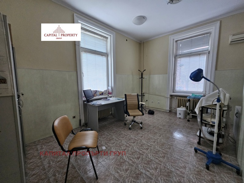 Продава МНОГОСТАЕН, гр. София, Център, снимка 3 - Апартаменти - 53153691