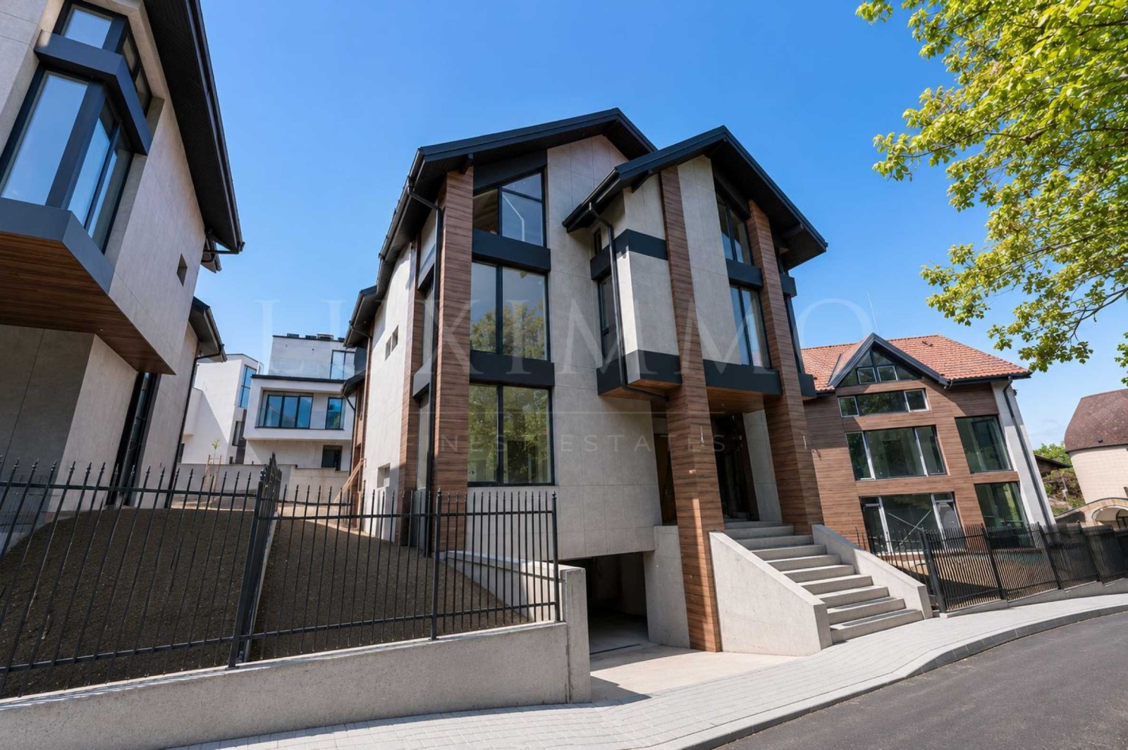 Продава КЪЩА, гр. София, Драгалевци, снимка 3 - Къщи - 55903378