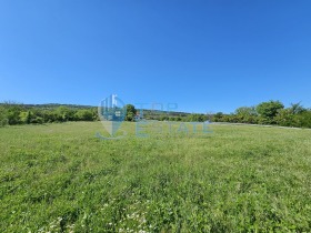 Complot Gorna Oriahovița, regiunea Veliko Tarnovo