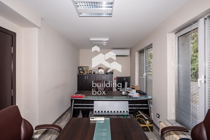 Te koop  Kantoor Plovdiv , Tsentar , 130 m² | 88860730 - afbeelding [5]