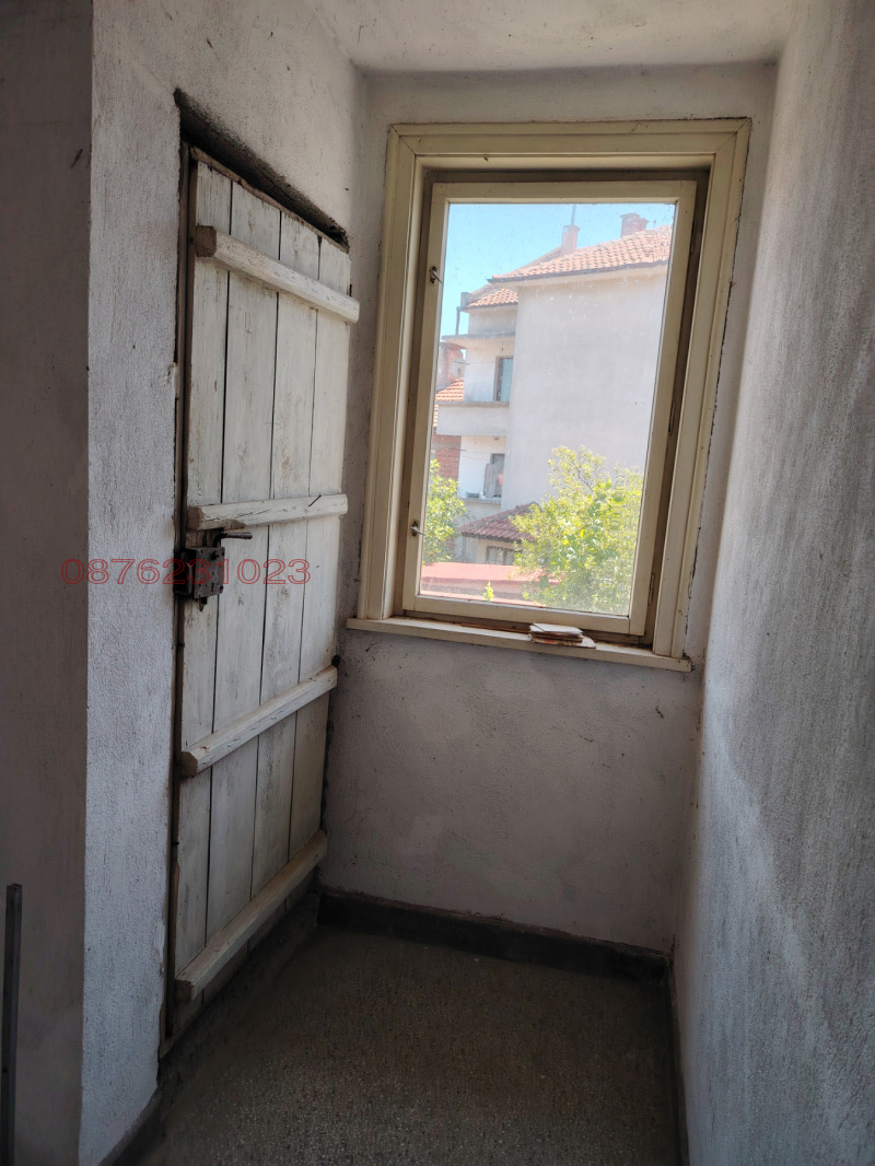 Продава КЪЩА, гр. Карнобат, област Бургас, снимка 14 - Къщи - 52779904