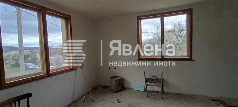 Na prodej  Dům oblast Pernik , Slakovci , 77 m2 | 18515107 - obraz [5]