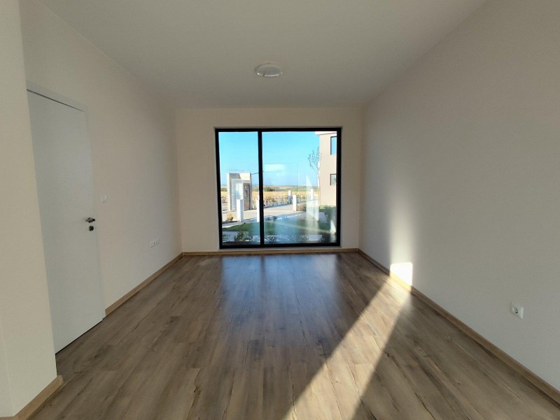 Продава КЪЩА, гр. Бургас, Сарафово, снимка 4 - Къщи - 53007144