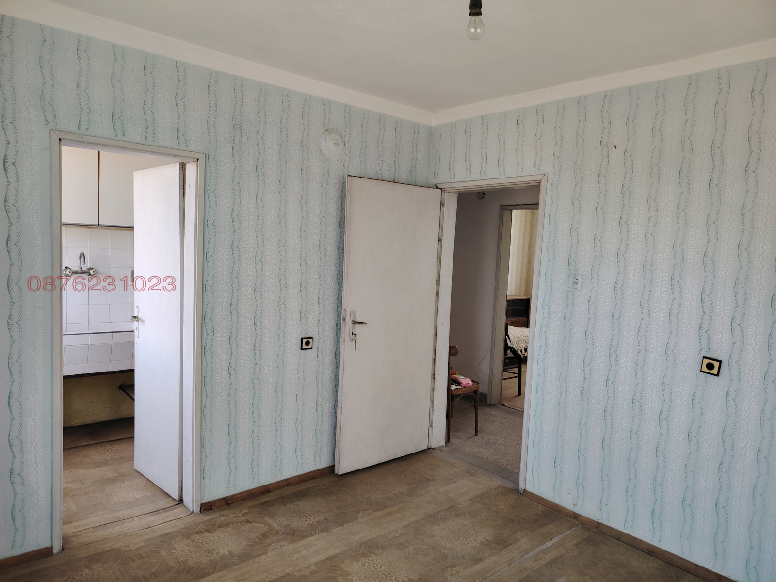 Продава КЪЩА, гр. Карнобат, област Бургас, снимка 8 - Къщи - 55720605