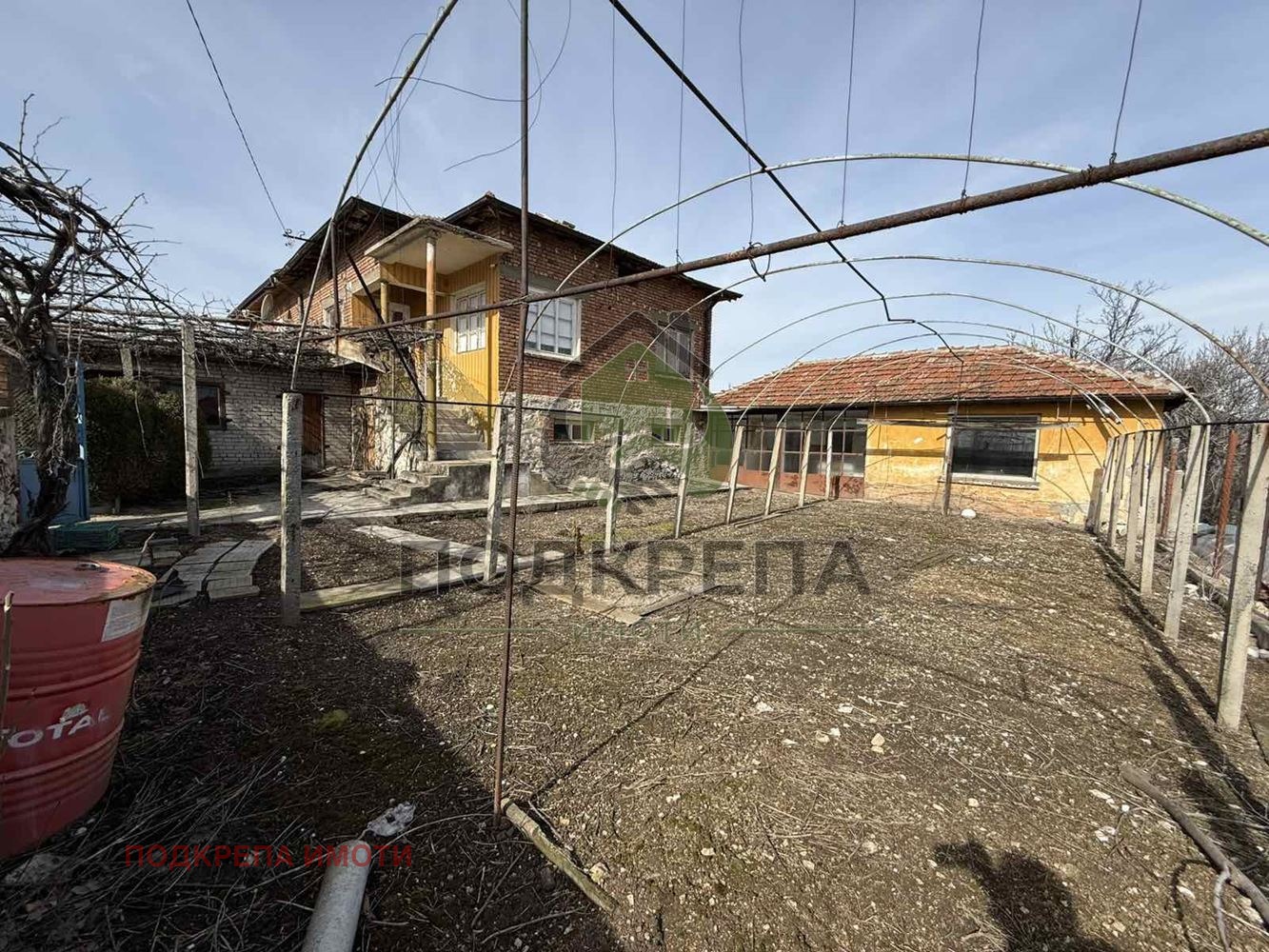 Продава КЪЩА, с. Ново село, област Пловдив