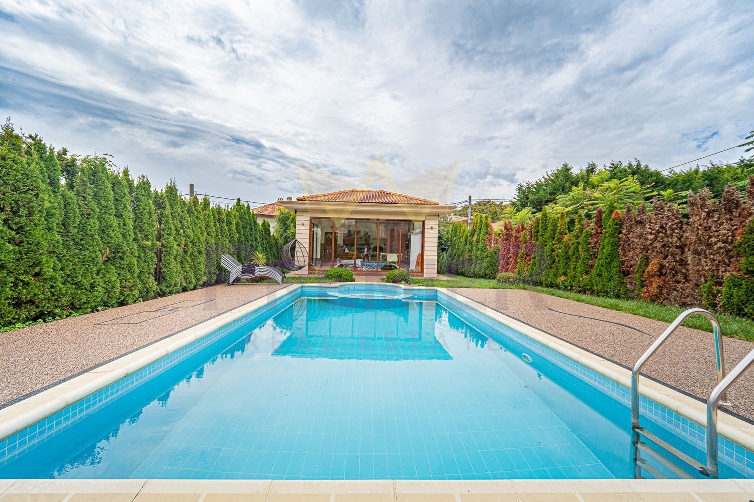 Продава КЪЩА, гр. Балчик, област Добрич, снимка 4 - Къщи - 56225064