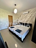 Продава КЪЩА, област Добрич, гр. Балчик • 184000 € / 359872.72 лв. • 13411695 10