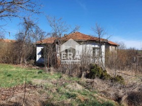 Casa Yardzhilovtsi, región Pernik 4