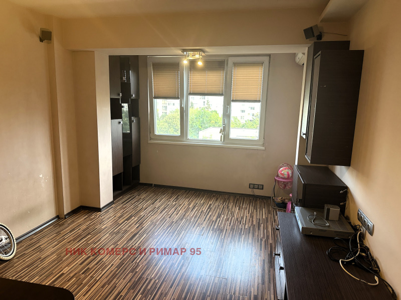 Na sprzedaż  Studio Sofia , Ljulin 5 , 46 mkw | 80451926