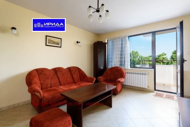 Продава 2-СТАЕН, гр. София, Бъкстон