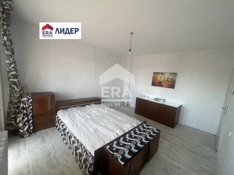 Till salu  3+ sovrum Razgrad , Beli Lom , 170 kvm | 45700401 - bild [6]