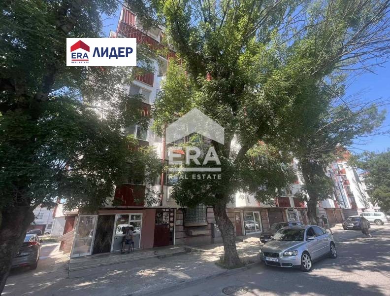 Till salu  3+ sovrum Razgrad , Beli Lom , 170 kvm | 45700401 - bild [2]
