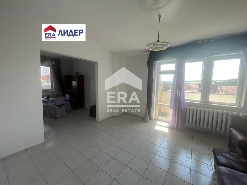 Till salu  3+ sovrum Razgrad , Beli Lom , 170 kvm | 45700401 - bild [13]