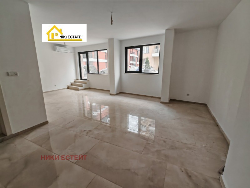 Продава  Офис, град Варна, Левски 1 •  125 000 EUR • ID 58258813 — holmes.bg - [1] 