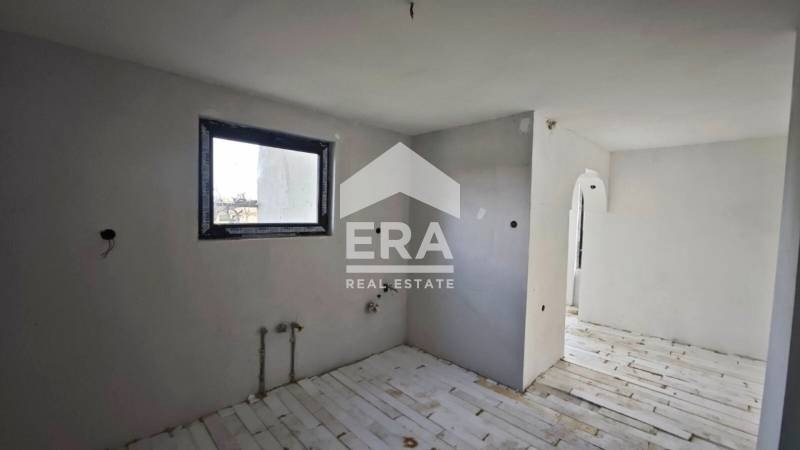 Продава КЪЩА, гр. Търговище, Вилна зона, снимка 3 - Къщи - 52374350