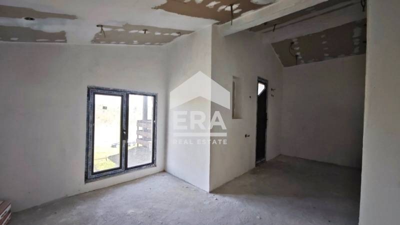 Продава КЪЩА, гр. Търговище, Вилна зона, снимка 12 - Къщи - 52374350