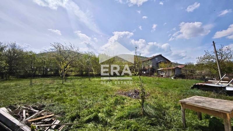 Продава КЪЩА, гр. Търговище, Вилна зона, снимка 2 - Къщи - 52374350