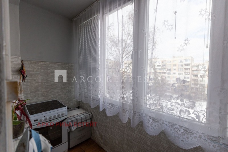 Продаја  2 спаваће собе Софија , Лјулин 4 , 88 м2 | 29301058 - слика [9]