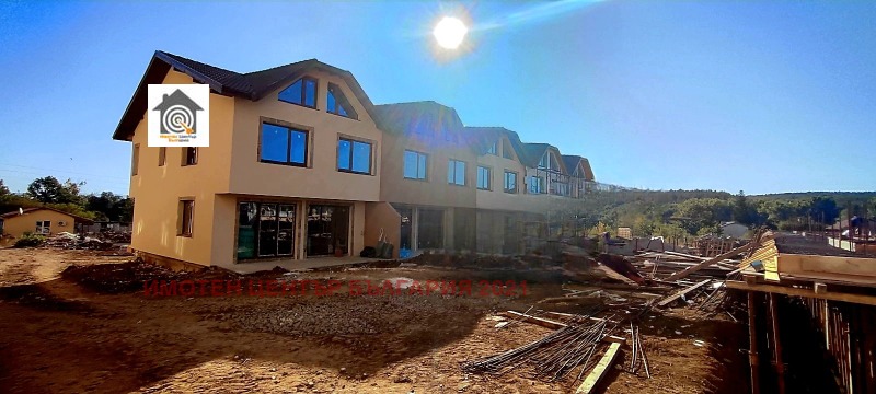 Til salg  Hus region Sofia , Novi han , 245 kvm | 31896641 - billede [2]