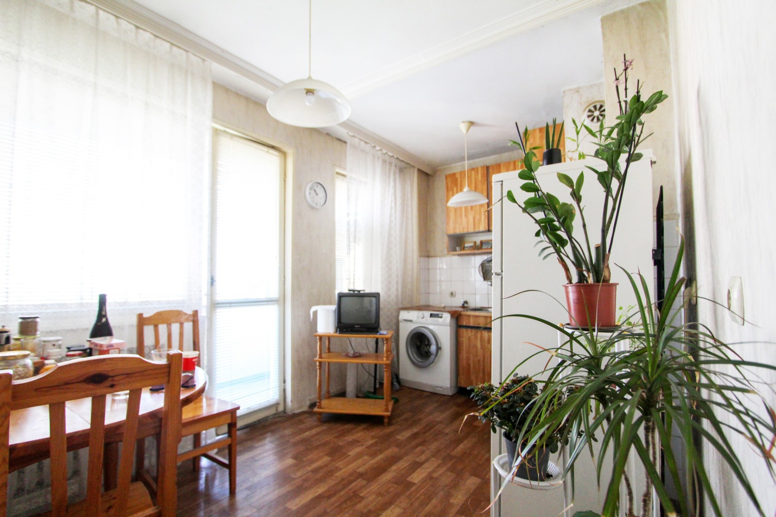 Продава 3-СТАЕН, гр. София, Банишора, снимка 2 - Апартаменти - 54174255