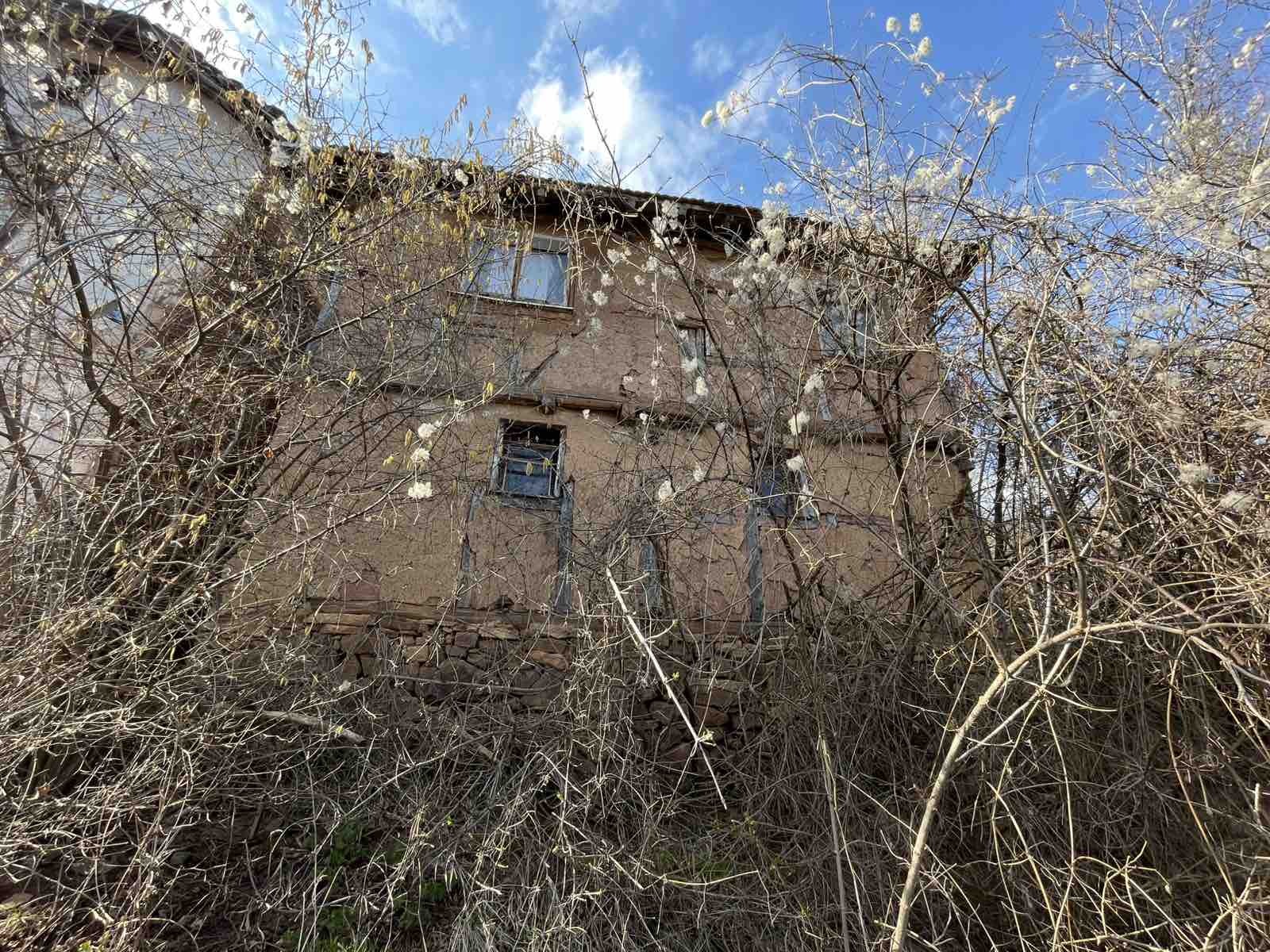 Продава КЪЩА, с. Душинци, област Перник, снимка 7 - Къщи - 53854178