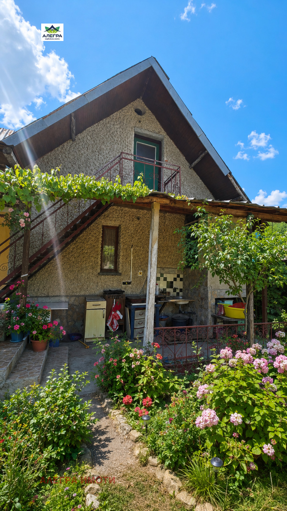 Продава ВИЛА, с. Дебръщица, област Пазарджик, снимка 2 - Вили - 55012454