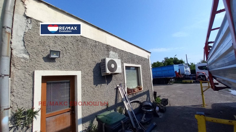 In vendita  Complotto Razgrad , Promishlena zona - Zapad , 3210 mq | 32043997 - Immagine [6]