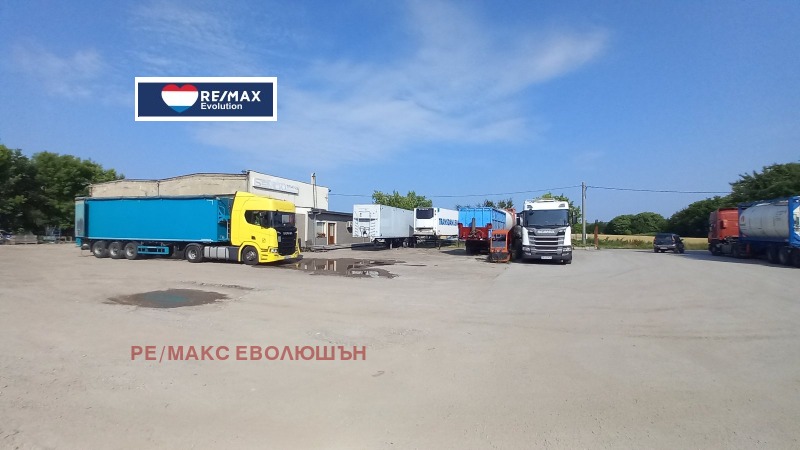 In vendita  Complotto Razgrad , Promishlena zona - Zapad , 3210 mq | 32043997 - Immagine [10]
