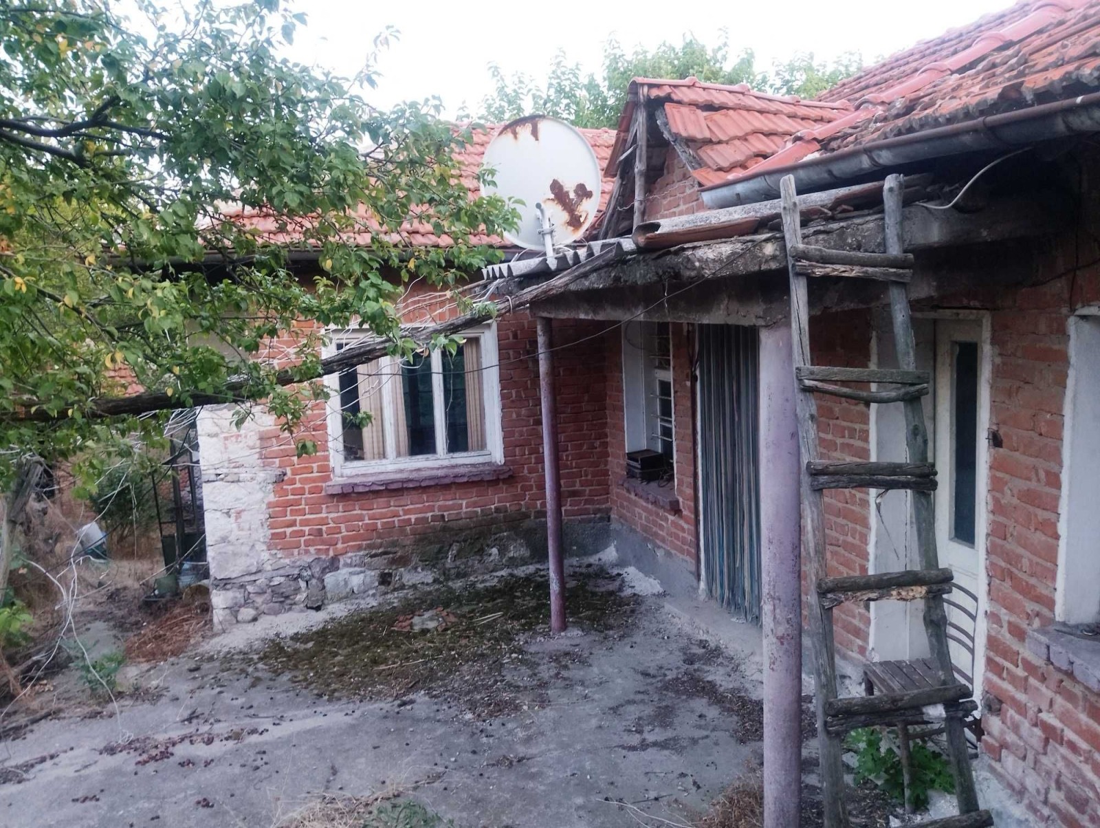 Продава КЪЩА, с. Брягово, област Пловдив, снимка 2 - Къщи - 55952698