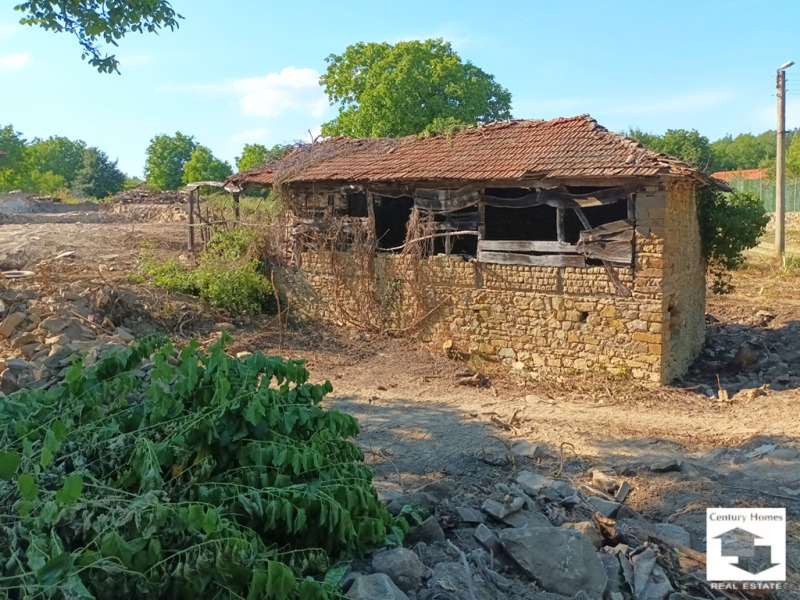 Продава ПАРЦЕЛ в област Велико Търново, с. Ялово - 850 кв.м / 39 500 € » 77 255.29 лв., СЕНТЧЪРИ ХОУМС