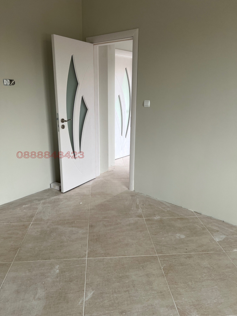 De vânzare  Pod Pleven , Șiroc țentâr , 64 mp | 61077996 - imagine [3]