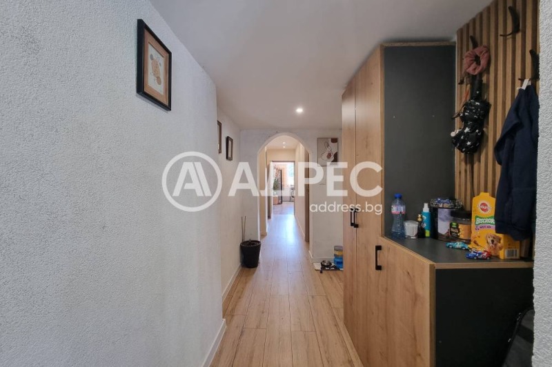 Продава ЕТАЖ ОТ КЪЩА, гр. София, гр. Банкя, снимка 15 - Етаж от къща - 52881846