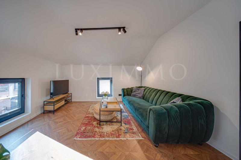 Продава ЕТАЖ ОТ КЪЩА, гр. София, Център, снимка 4 - Етаж от къща - 52890538