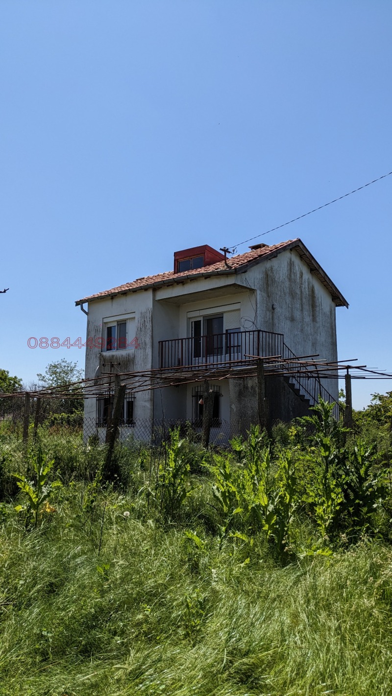 Продава КЪЩА, с. Методиево, област Добрич, снимка 2 - Къщи - 52784981