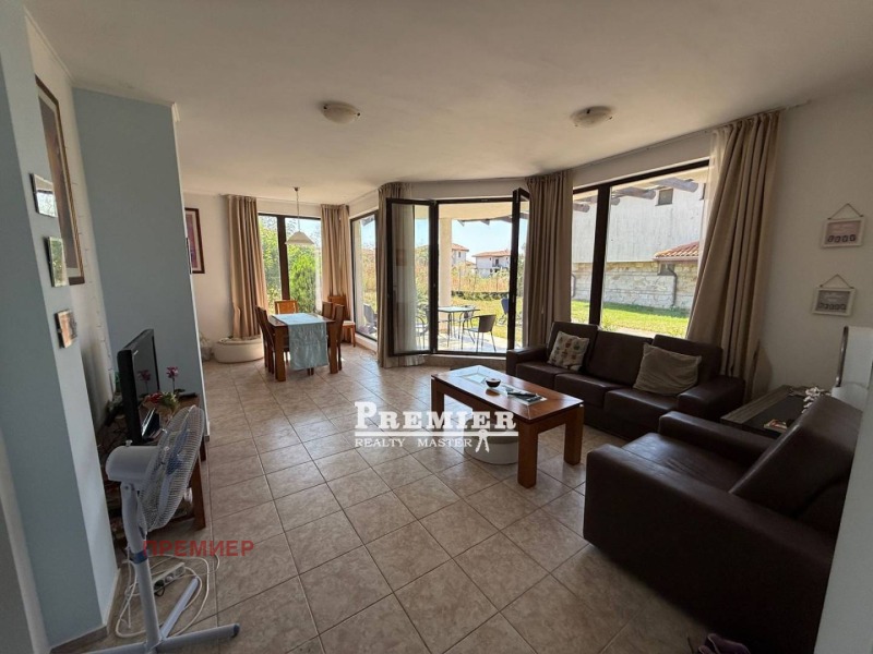 Продава КЪЩА, с. Кошарица, област Бургас, снимка 7 - Къщи - 52144398