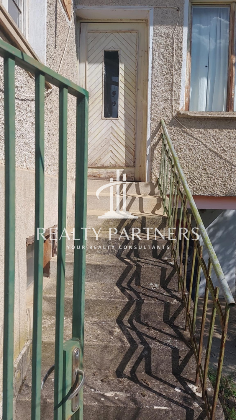 Продава КЪЩА, с. Туроковци, област Перник, снимка 3 - Къщи - 52720824