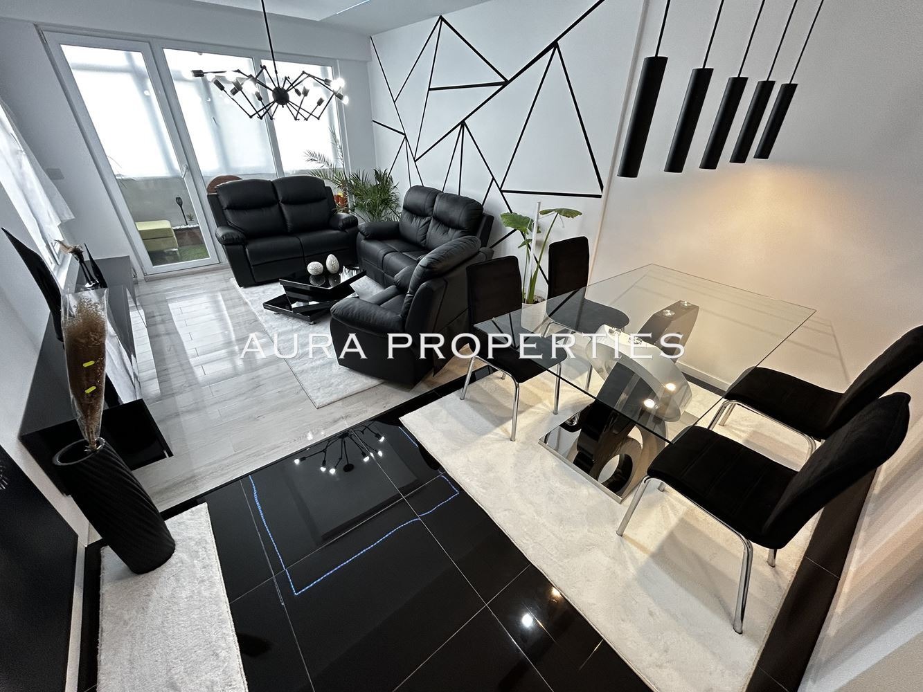Продава 3-СТАЕН, гр. Разград, Орел, снимка 2 - Апартаменти - 55530850