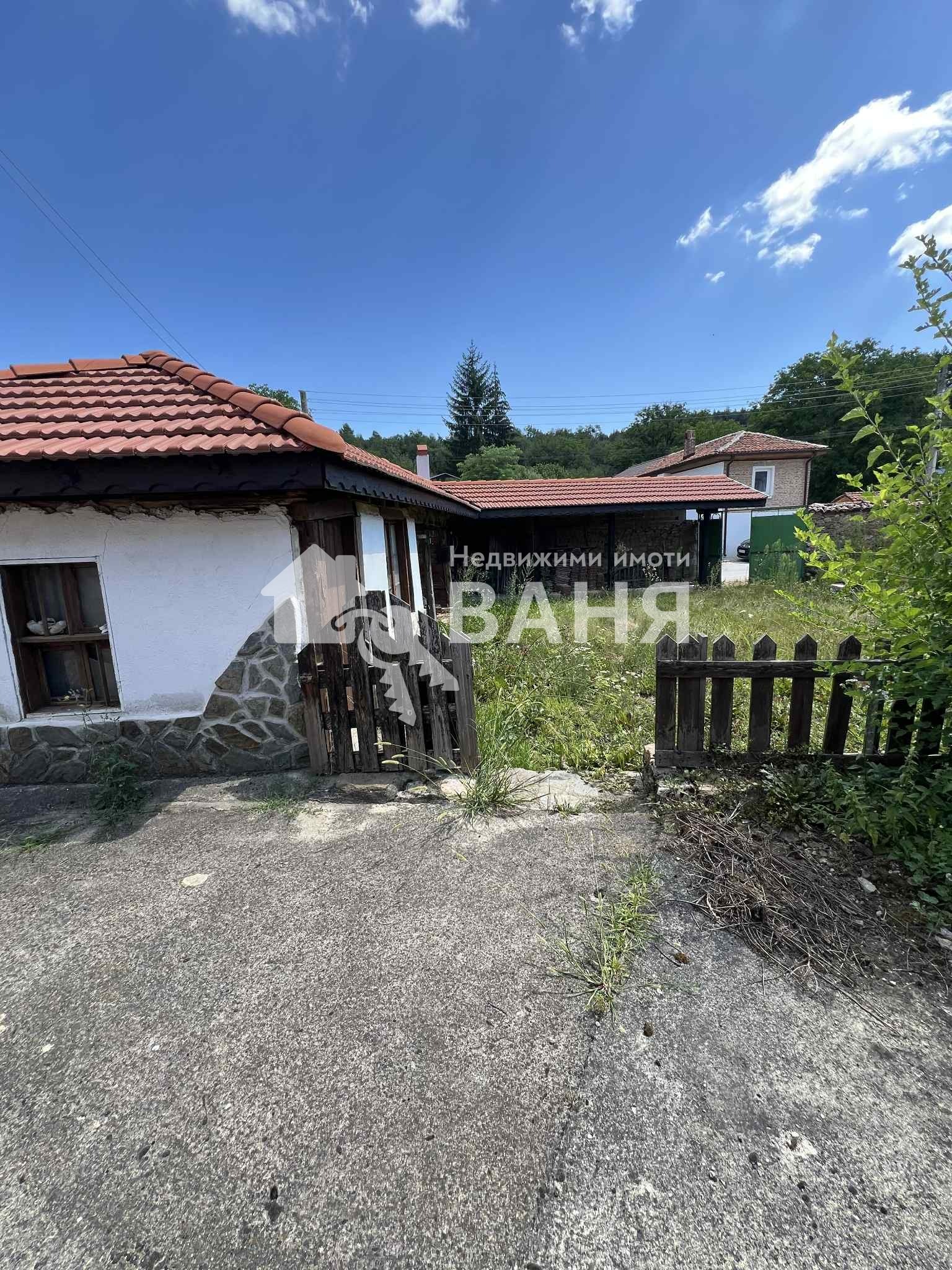 Продава КЪЩА, с. Свежен, област Пловдив, снимка 3 - Къщи - 55662910