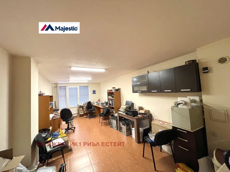 Продава  2-стаен, град София, Банишора • 91 500 EUR • ID 80178737 — holmes.bg - [1] 