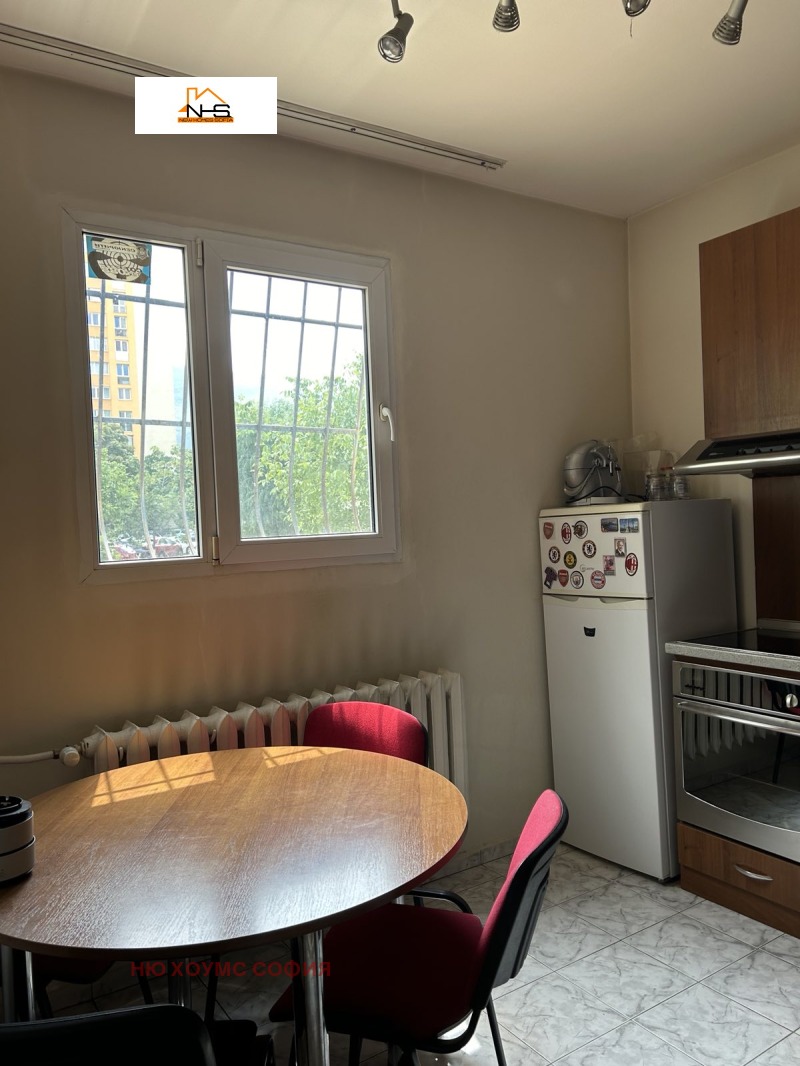 Продава 2-СТАЕН, гр. София, Гоце Делчев, снимка 2 - Апартаменти - 52983937