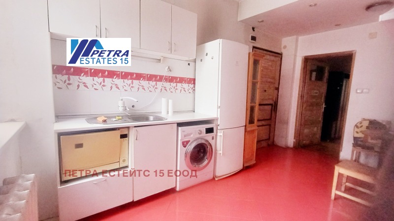 De vânzare  3 dormitoare Sofia , Țentâr , 125 mp | 89373283 - imagine [9]