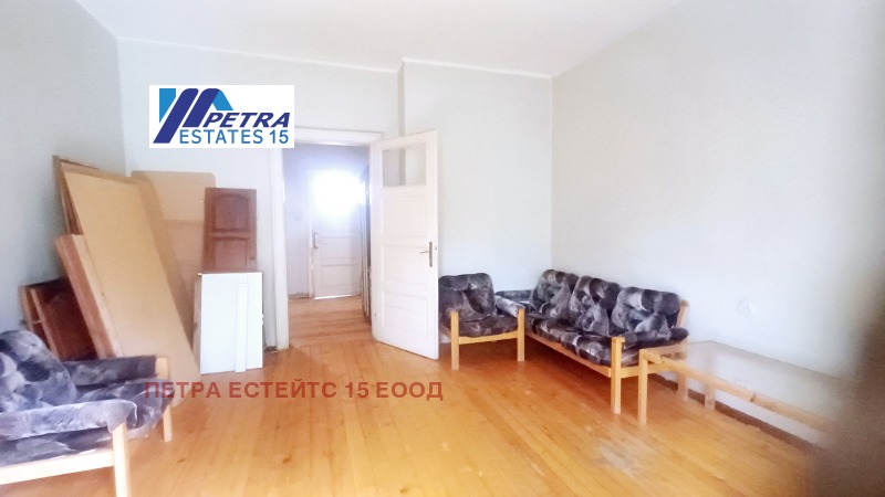 De vânzare  3 dormitoare Sofia , Țentâr , 125 mp | 89373283 - imagine [6]