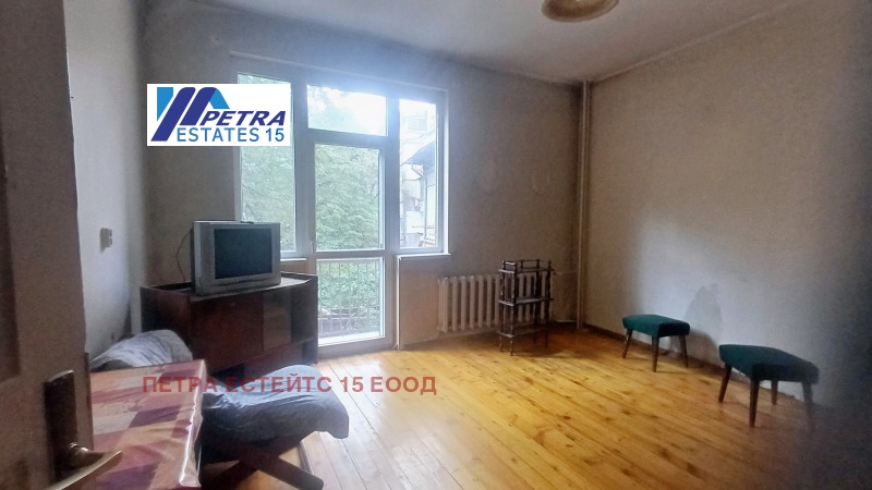 De vânzare  3 dormitoare Sofia , Țentâr , 125 mp | 89373283 - imagine [8]