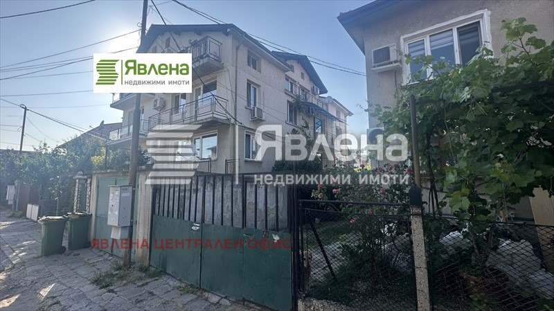 Προς πώληση  Όροφος σπιτιού Σοφηια , Λεβσκη , 121 τ.μ | 84465785