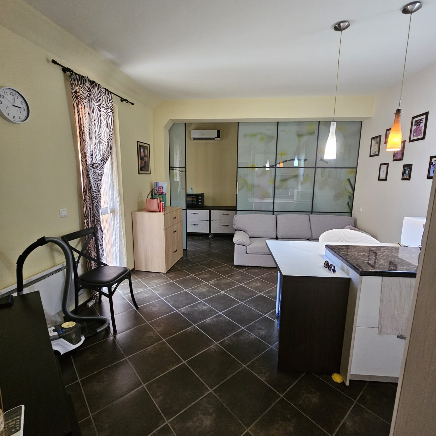 Продава 2-СТАЕН, гр. Варна, Галата, снимка 2 - Апартаменти - 56323354
