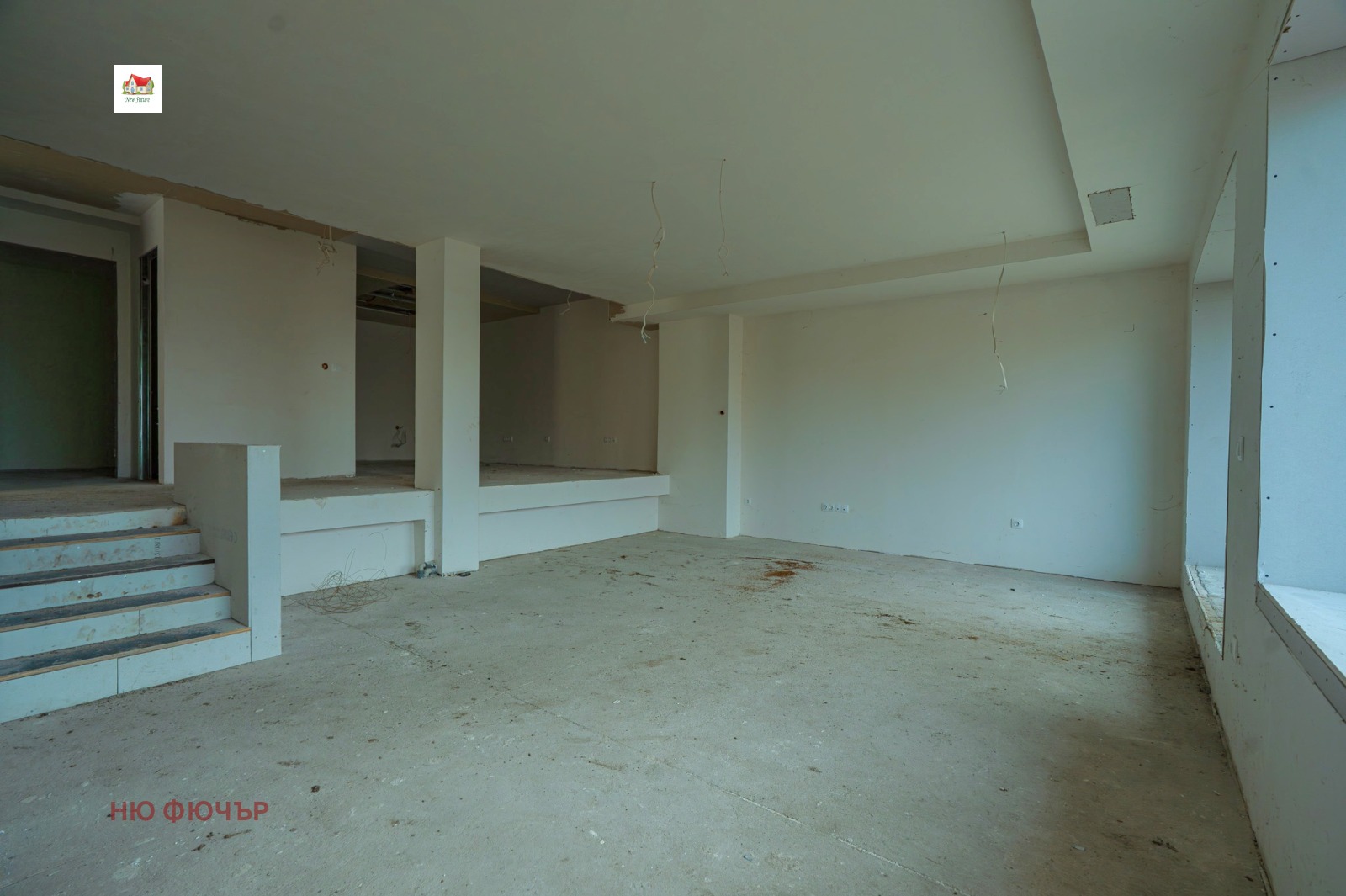 Продава МНОГОСТАЕН, гр. София, в.з.Американски колеж