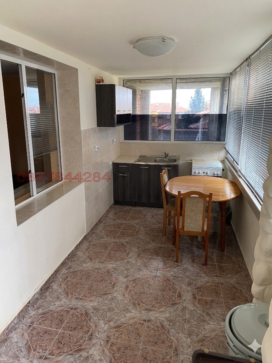 Продава ЕТАЖ ОТ КЪЩА, гр. Бургас, област Бургас, снимка 10 - Етаж от къща - 53734687