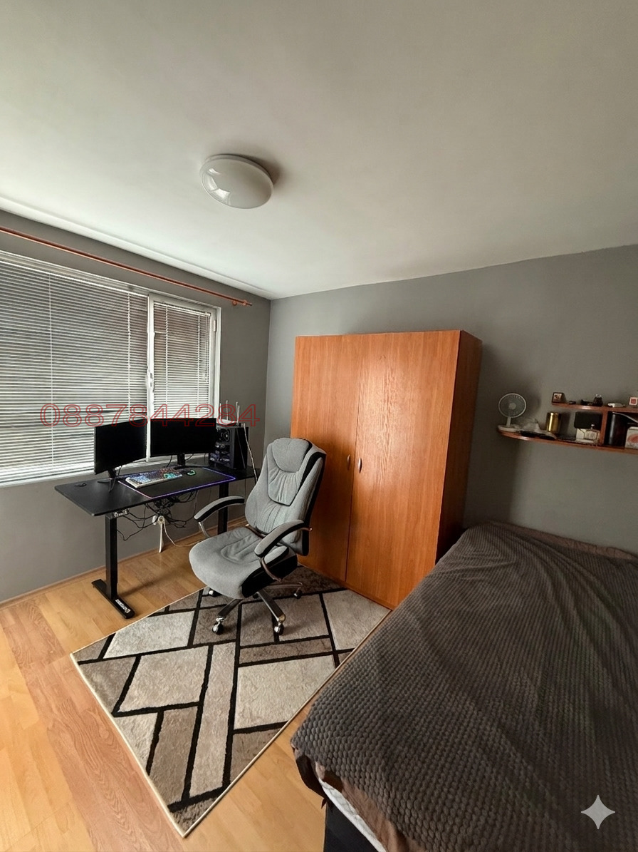 Продава ЕТАЖ ОТ КЪЩА, гр. Бургас, област Бургас, снимка 8 - Етаж от къща - 53734687